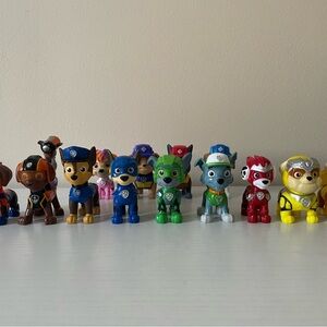 Paw Patrol Character Lot - 13 Figures